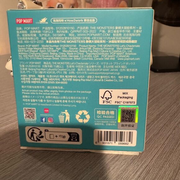 BrandâNew in Box THE MONSTERS Letâs Checkmate Fridge Magnet - Bishop - Picture 3 of 4